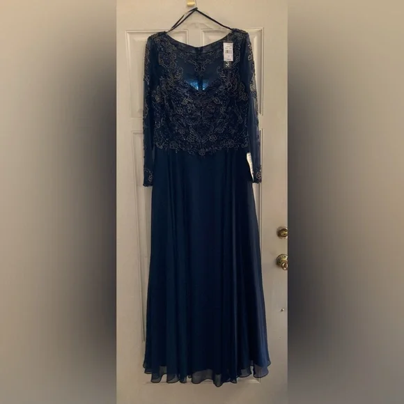 Xscape | Dresses | Brand New With Tags Xscape Navy Blue Sequined Gown Size 6 | Poshmark Xscape | Dresses | Brand New With Tags Xscape Navy Blue Sequined Gown Size 6 | Poshmark
